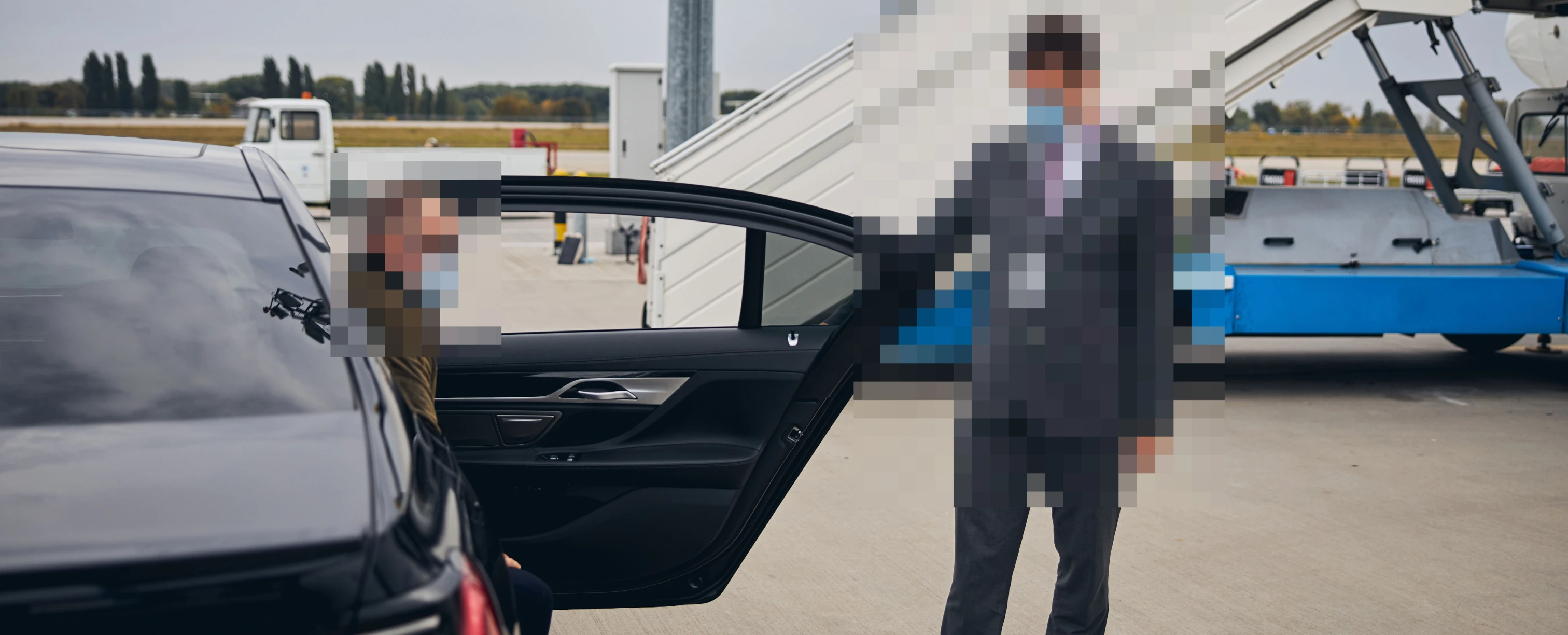 Sicherheitsdienst Personenschutz: Begleitperson wird am Flughafen diskret beim Fahrzeugeinstieg gesichert