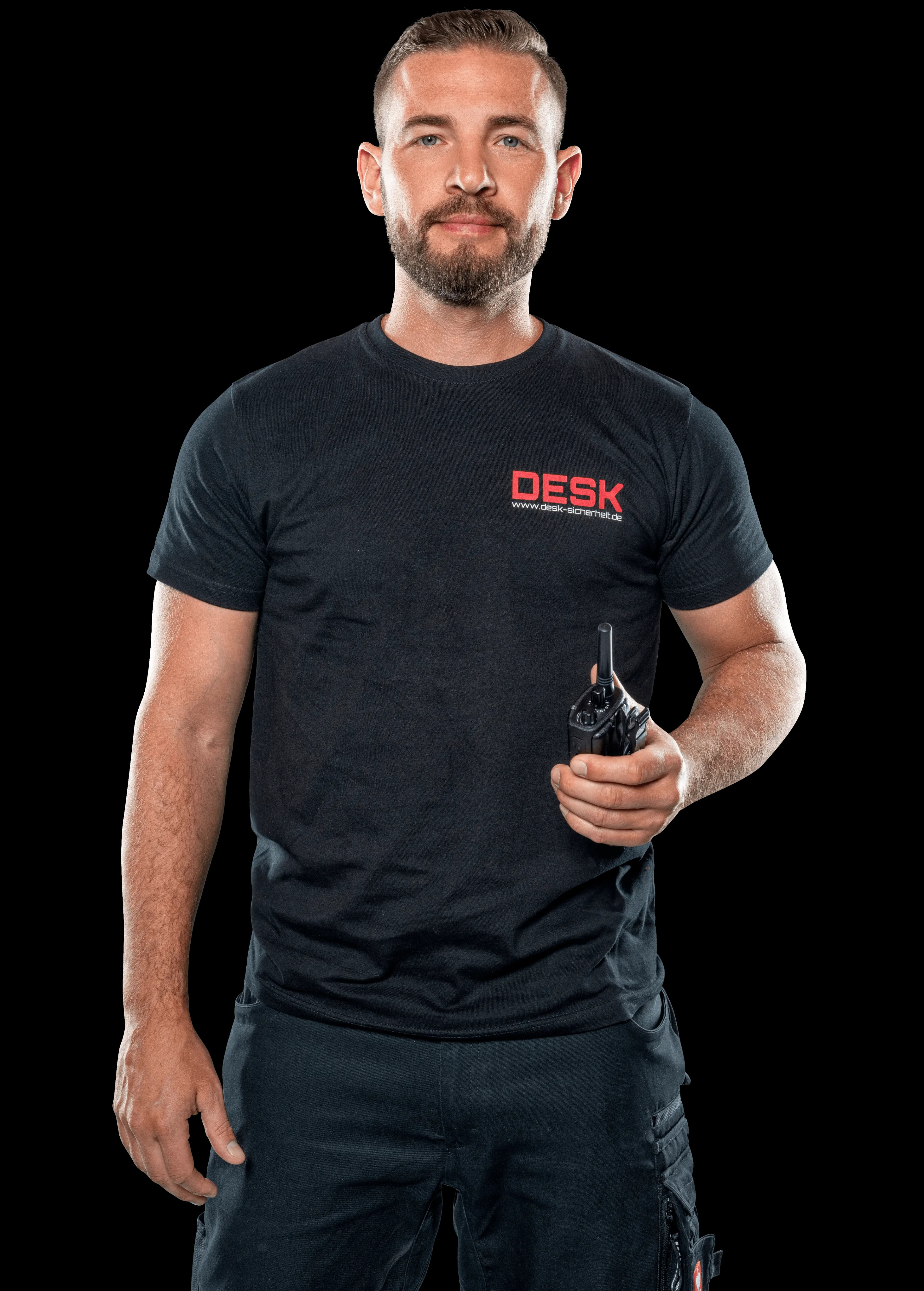 DESK Sicherheitsmitarbeiter mit Funkgerät in Arbeitskleidung